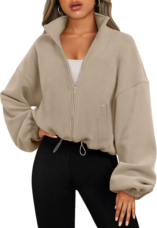 #Sweatshirt #winterwear #winterfashion #womensfashion #fashion #winteroutfit #winterseason 