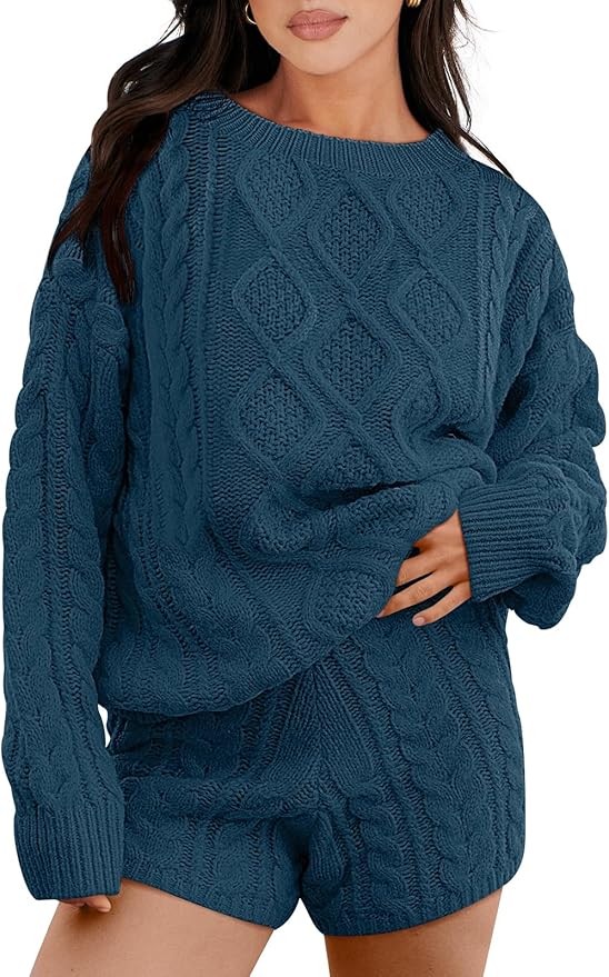 #Twopiecesweater #Sweater #Bluesweater #Womenssweater #Winterwear #Winteroutfit #Clothing 